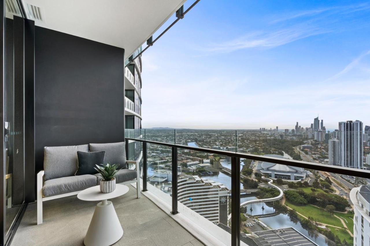 Broadbeach Casino Private Apartments - Gclr Gold Coast Exterior photo