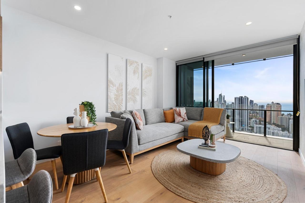Broadbeach Casino Private Apartments - Gclr Gold Coast Exterior photo
