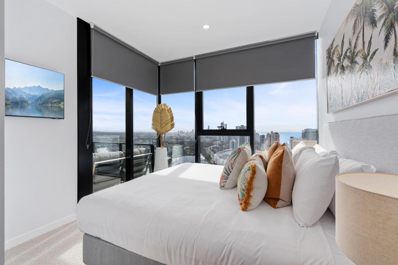 Broadbeach Casino Private Apartments - Gclr Gold Coast Exterior photo